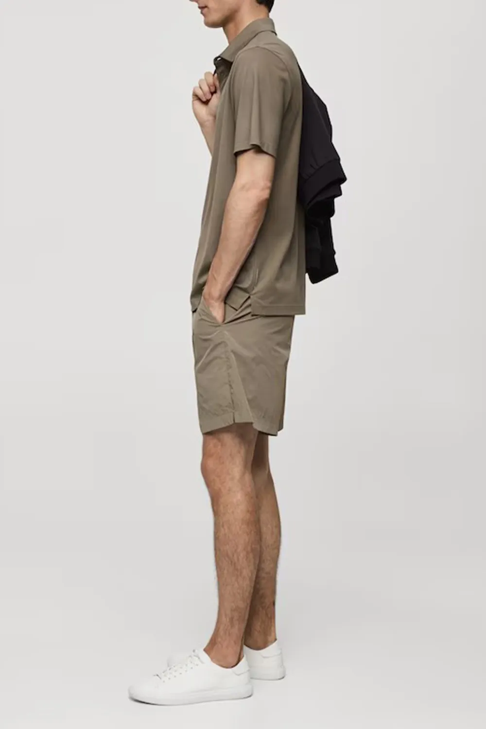Water-Repellent Shorts With Drawstring