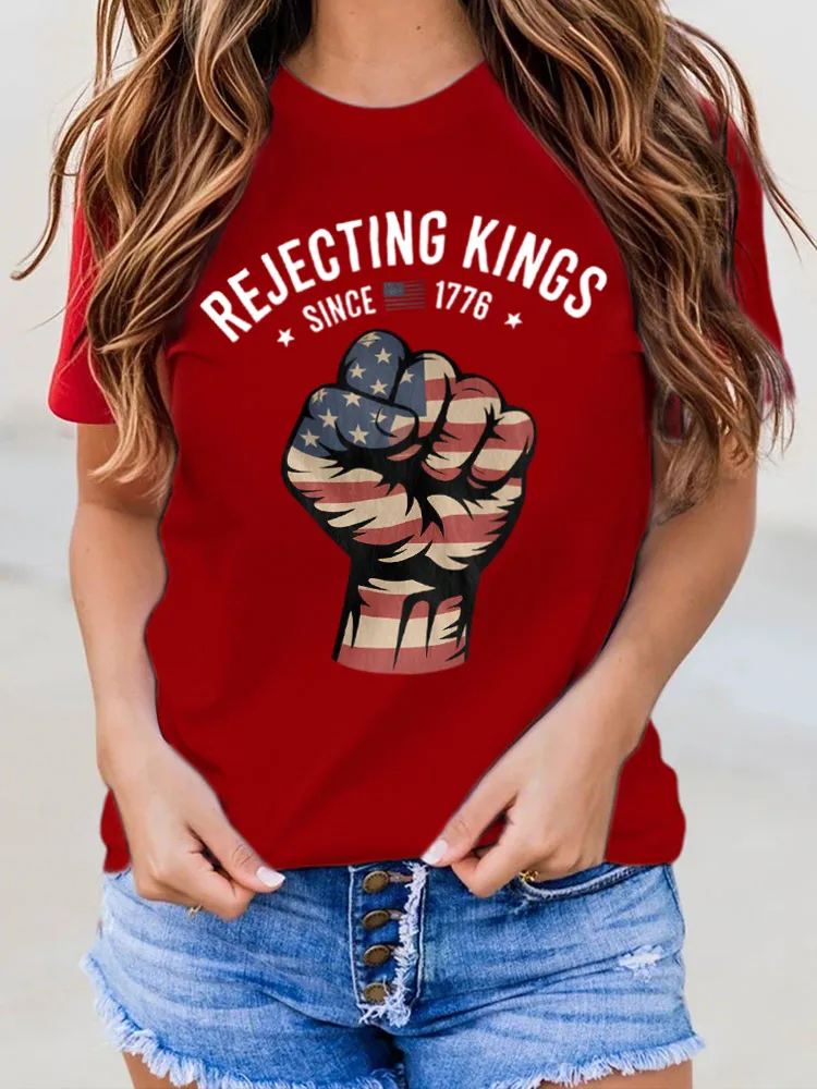 Rejecting Kings Since 1776 Print Round-Neck Short-Sleeved T-Shirt