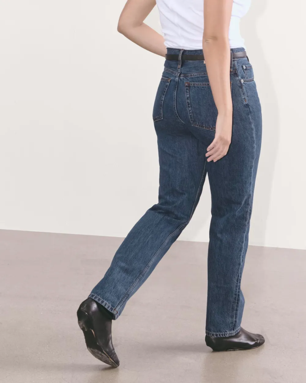 Mid-Waist Jeans