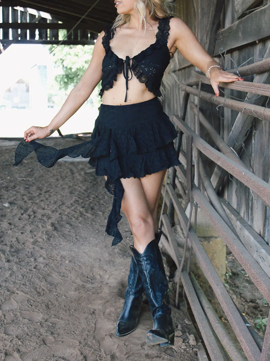 Black Crochet Layer Asymmetric Hem Skirts