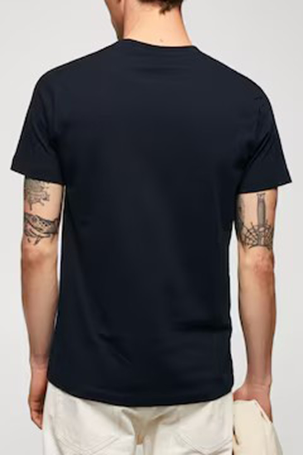 Rounded Neck Stretch T-shirt