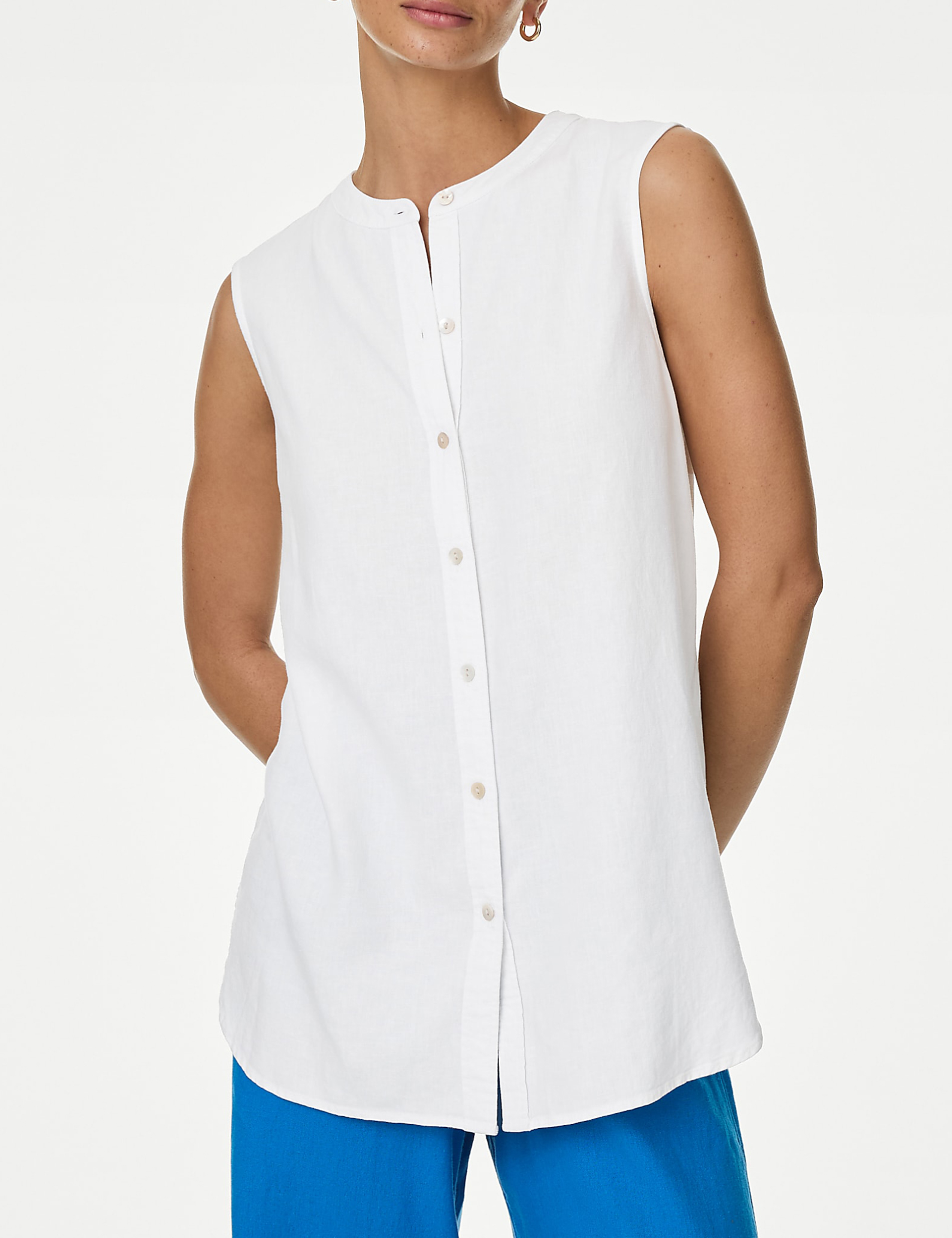 White Sleeveless Sleeveless Shirt