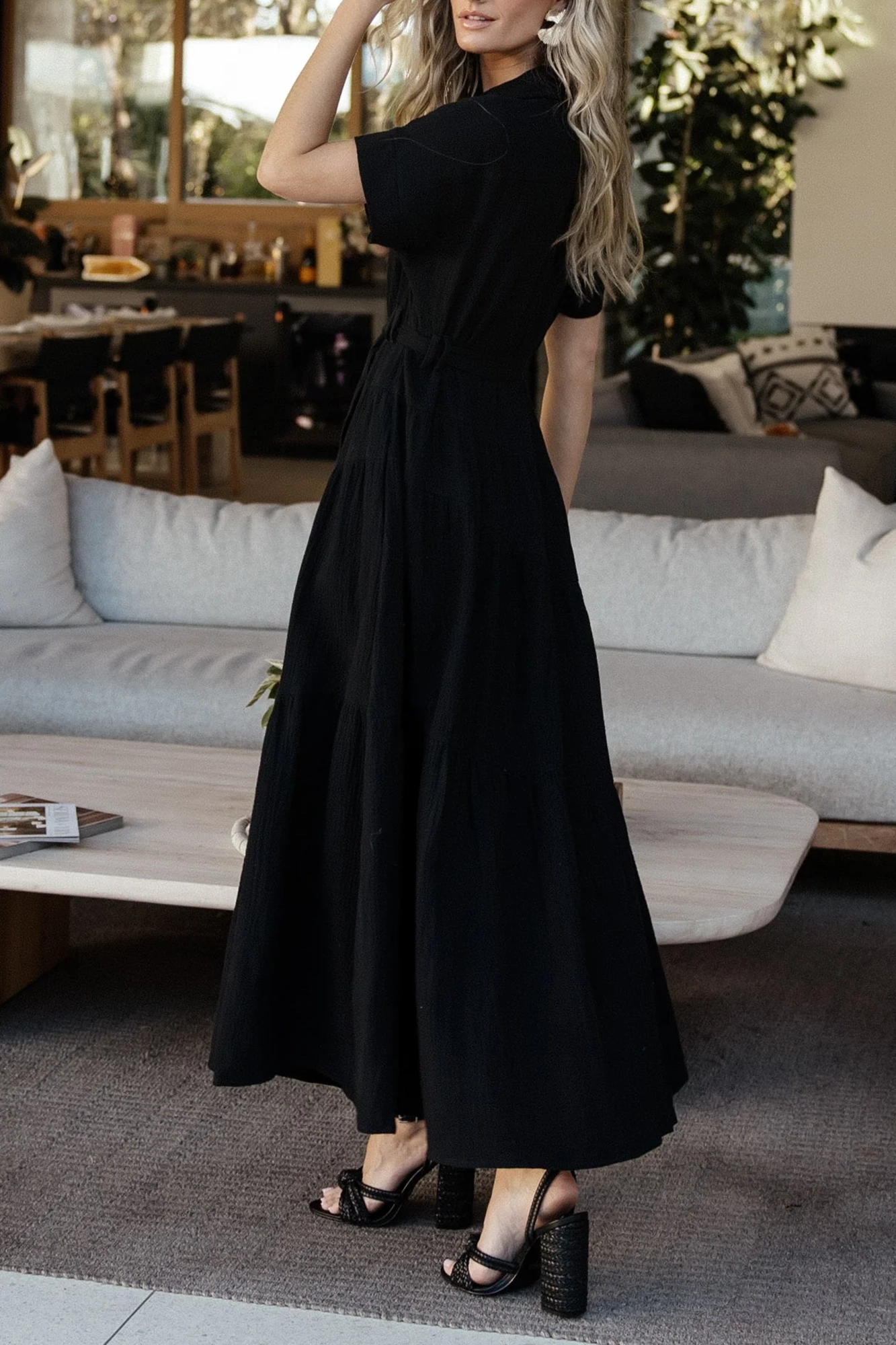 Universal Commuting Lace High-Waisted Dress