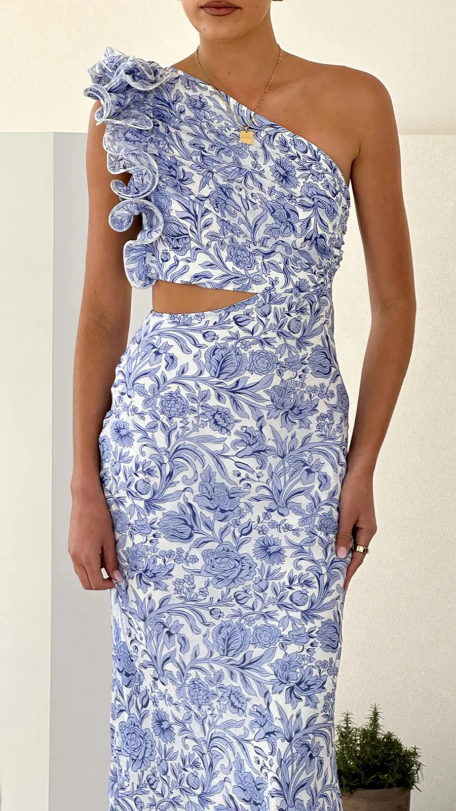 Side Cut Out Design Maxi Dress