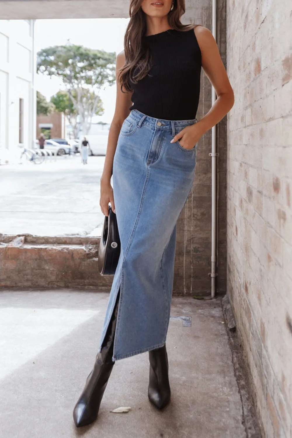RELAXED MIDI A-LINE KNIT SKIRT