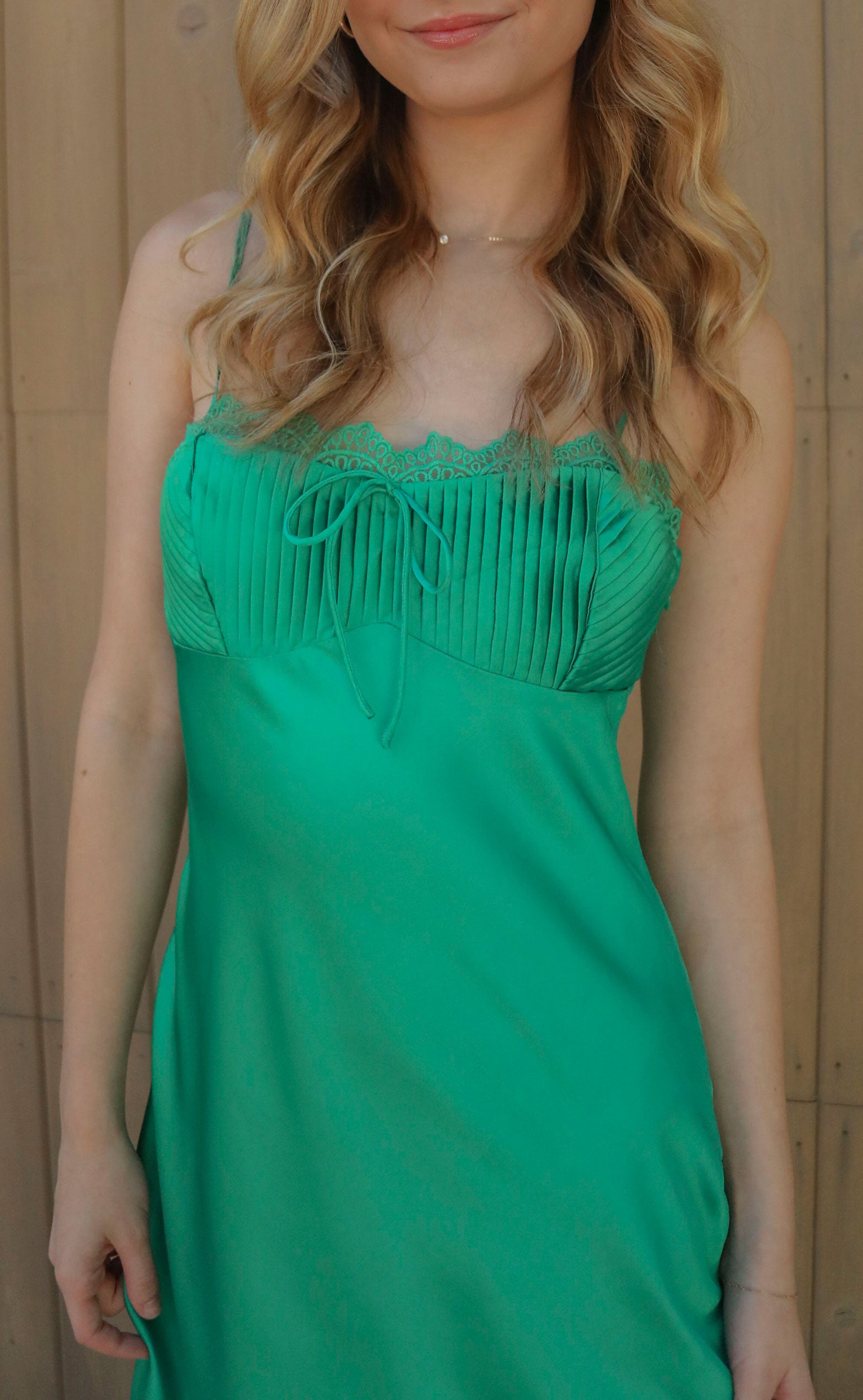 Green Ruched Spaghetti Strap Maxi Dress