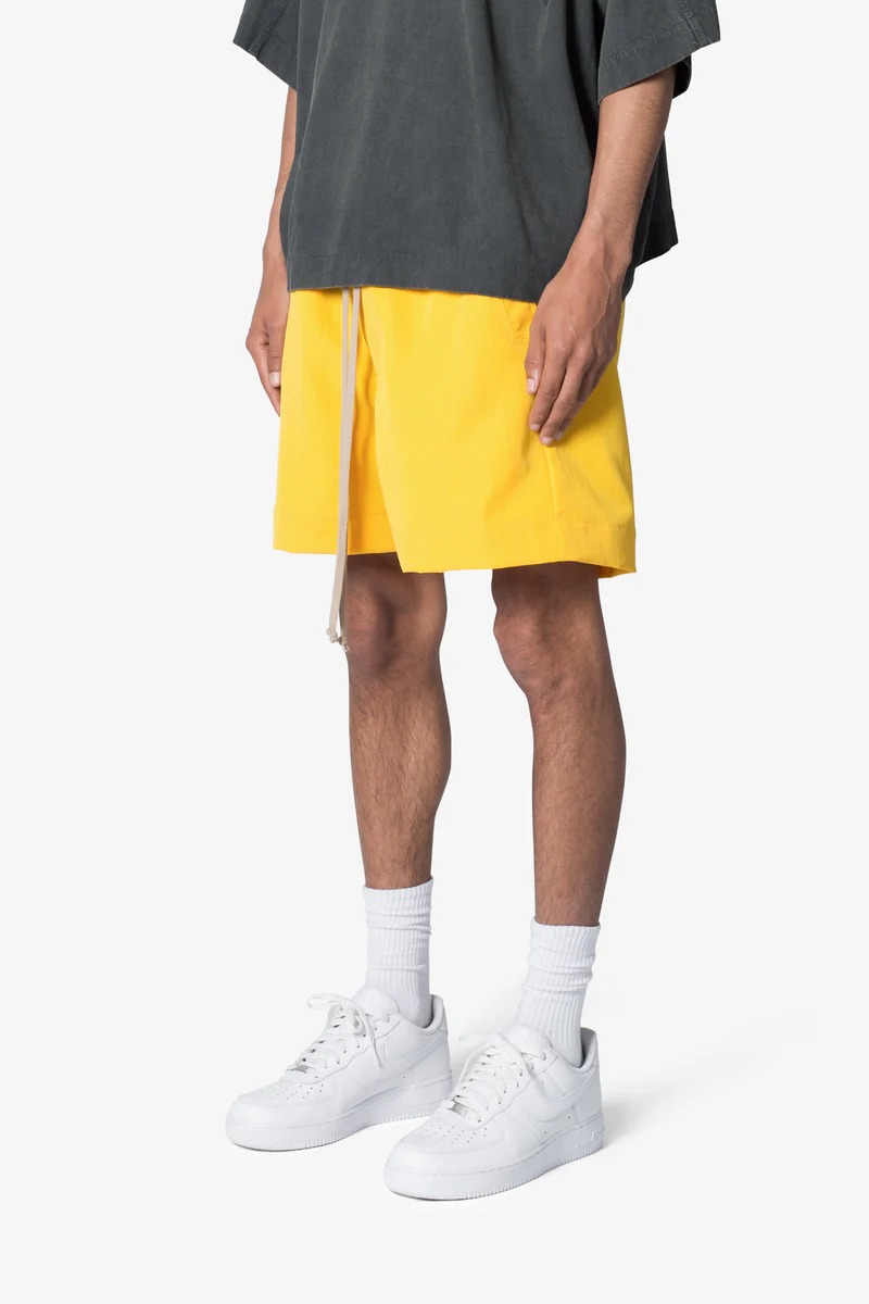CASUAL STYLE SHORTS