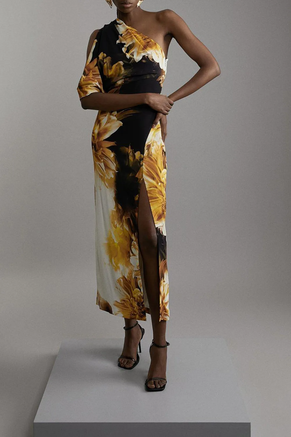 Compact Stretch Viscose Printed Photographic Floral One Shoulder Maxi Dress