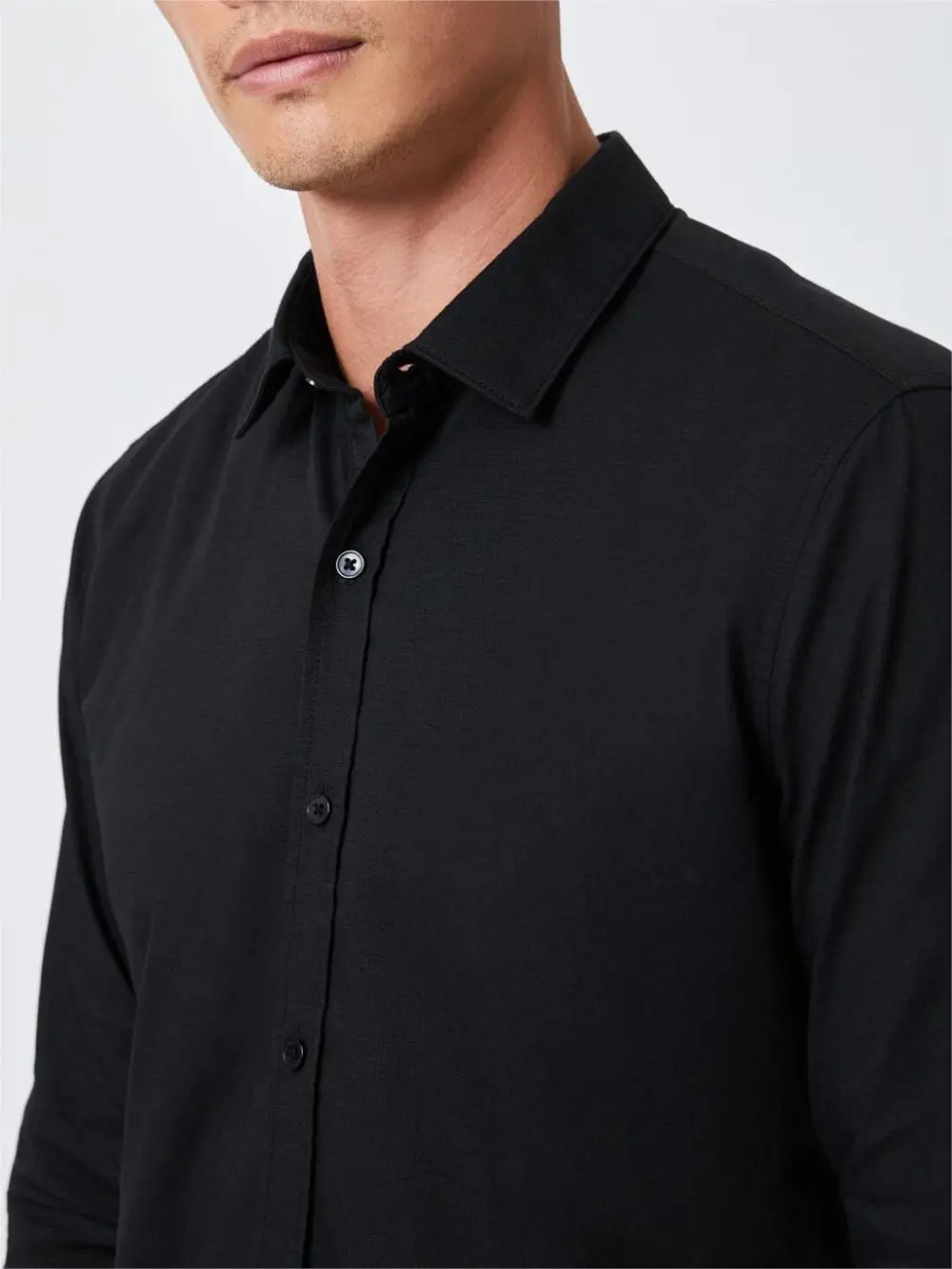 Black Regular - Fit Men's Shirt