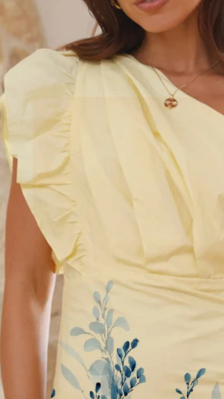 One Shoulder Design Mini Dress