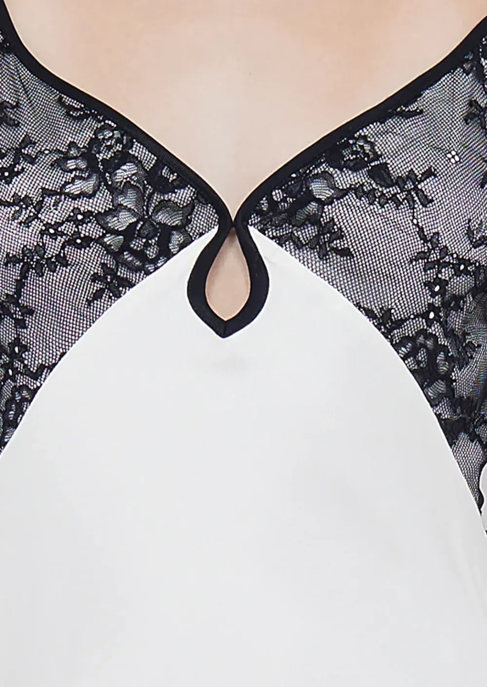 Keyhole Detail Sleeveless Maxi Dress