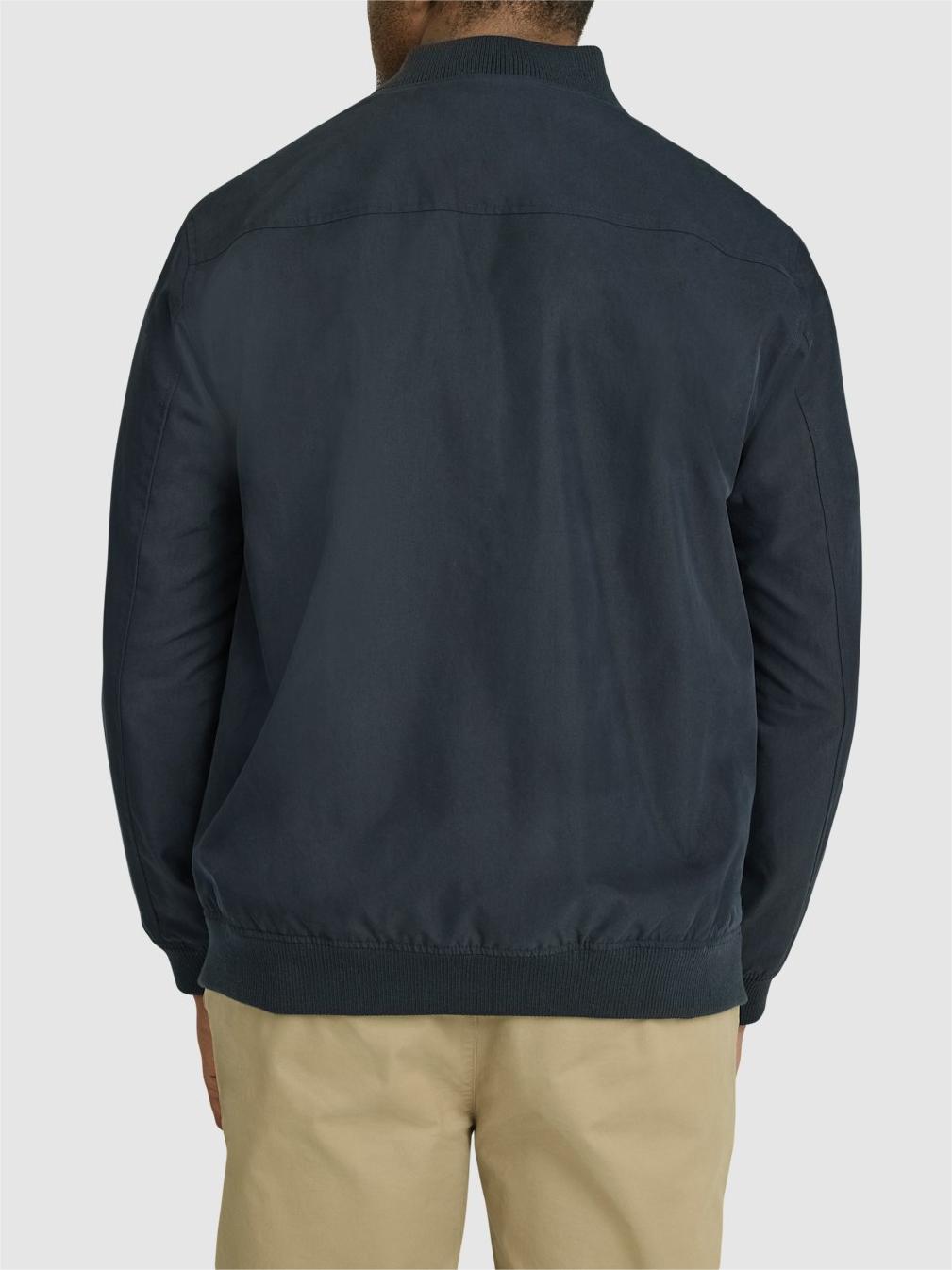 CASUAL BOMBER JACKET