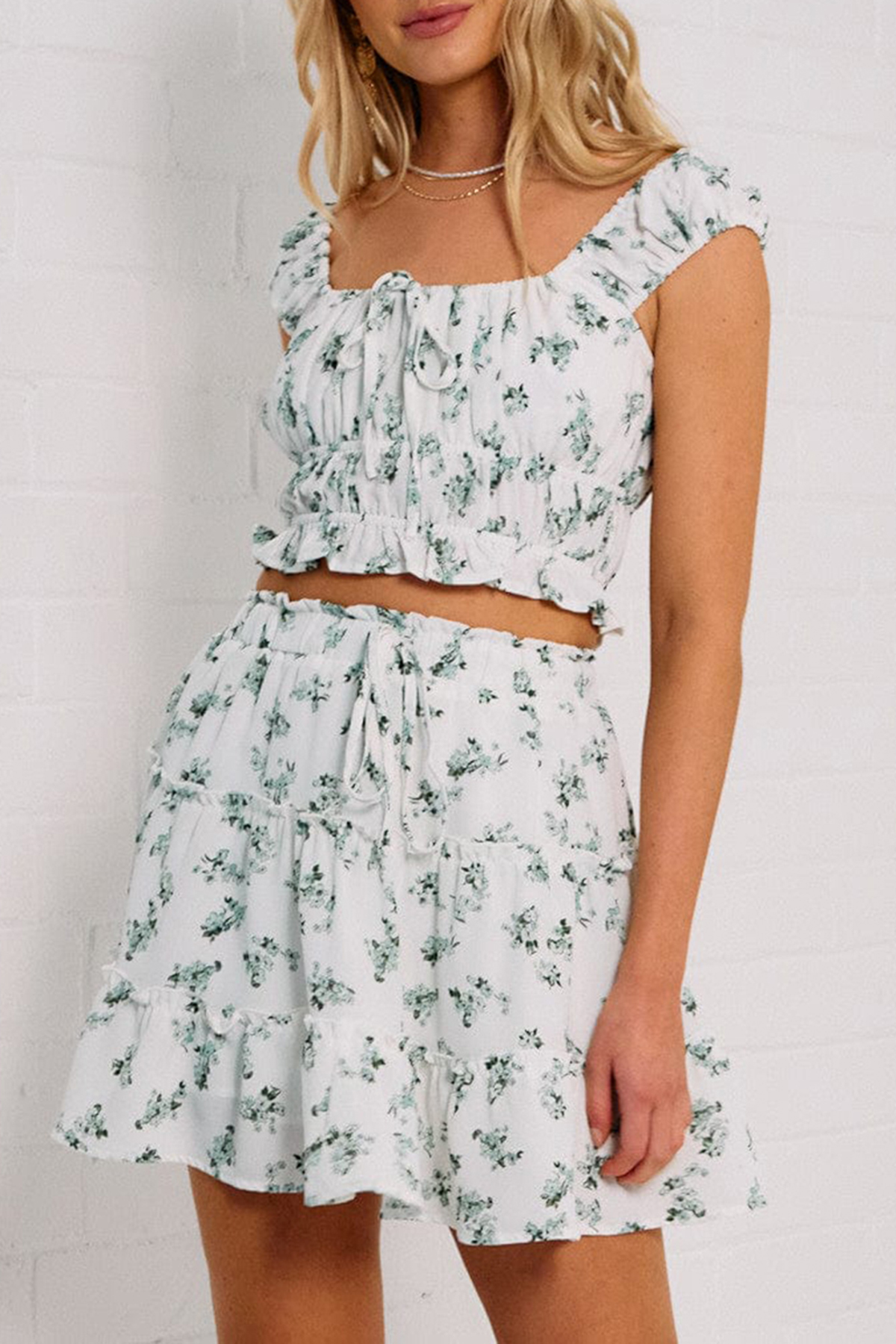 Green Crop Top Short Sleeve Ruched
