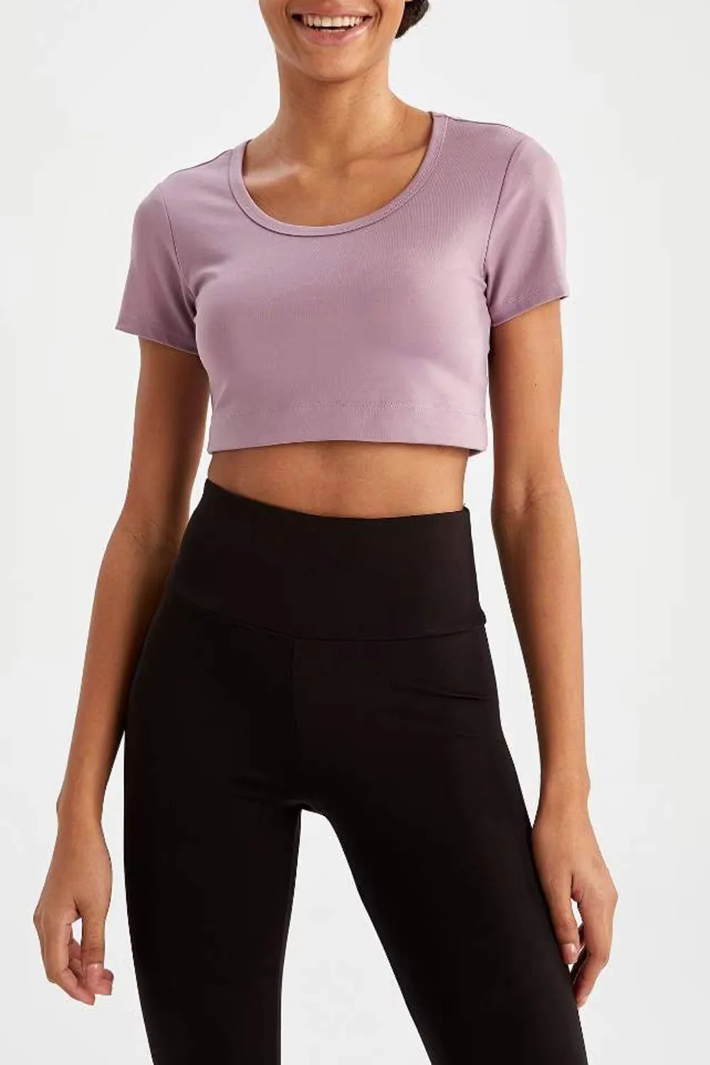 Elegant Crew Neck Solid Color T-Shirt