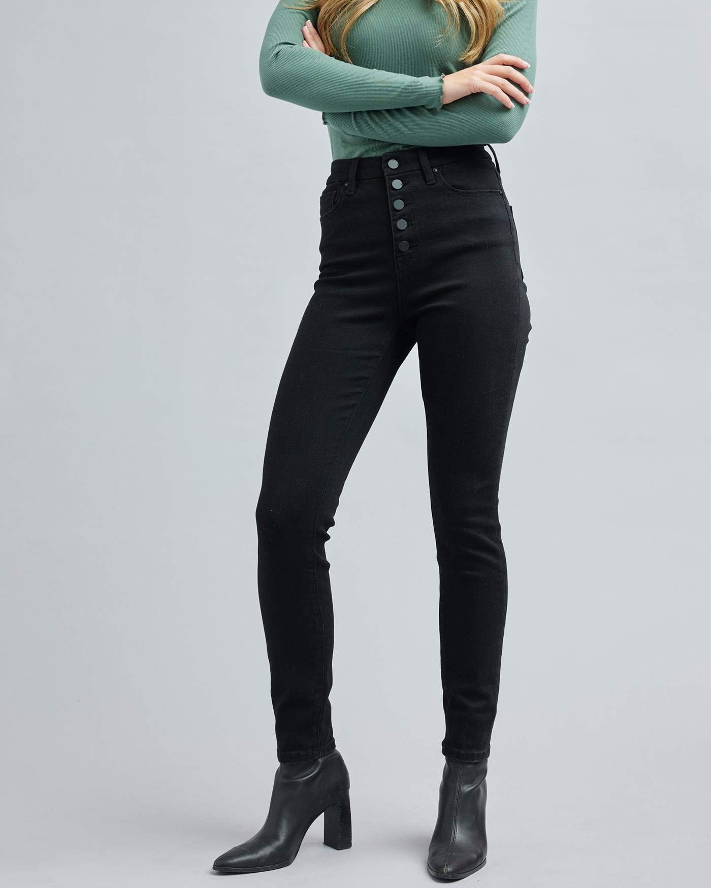 Black High Rise Skinny Jean