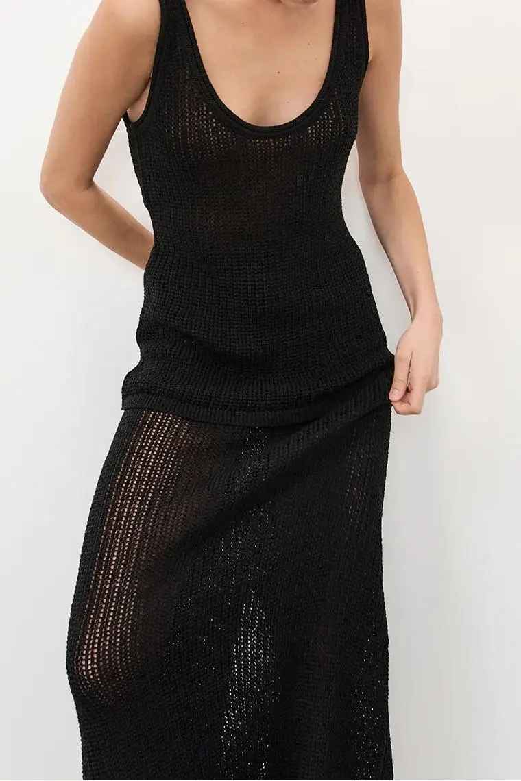Black Scoop Crochet Tank