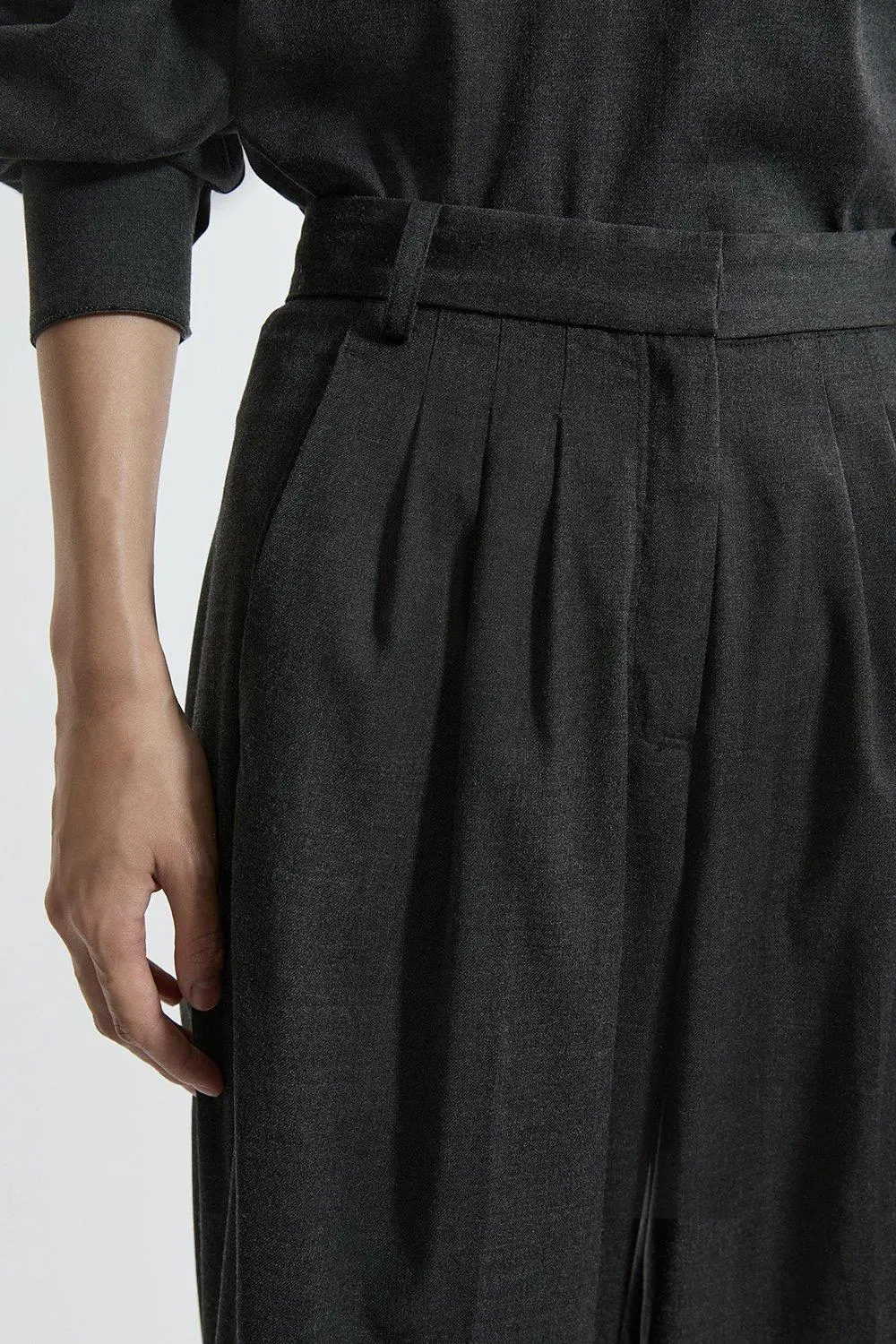 Tailored Wide Leg Darted Trousers