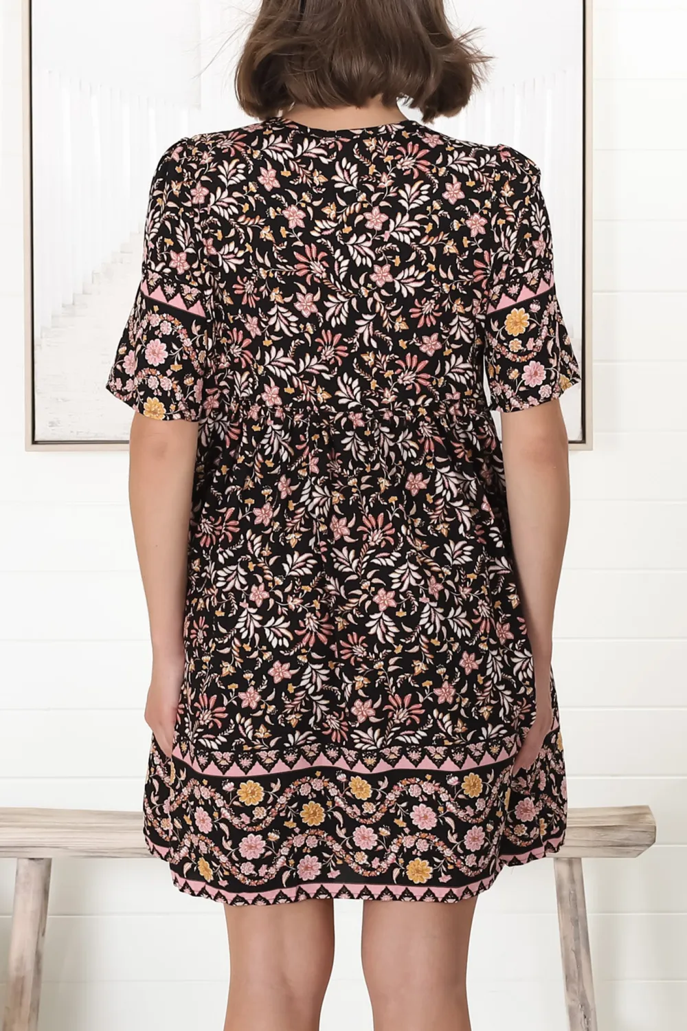 Black Floral Printed V Neck Short Sleeve Dress
