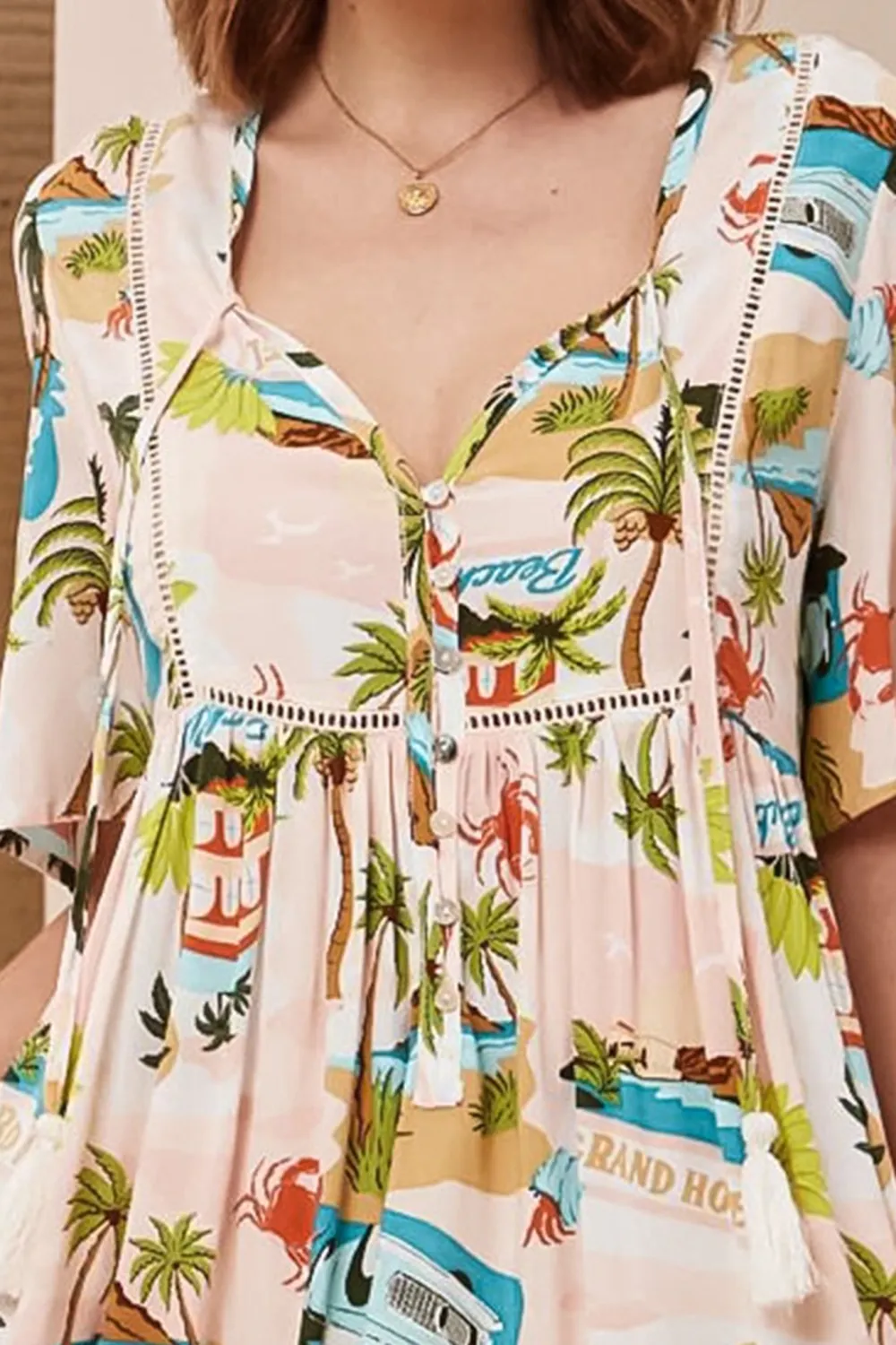 Light Colored Vacation Print Short Sleeve Dress