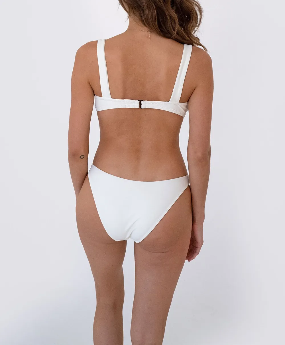 GALAMAAR® Curve Brief