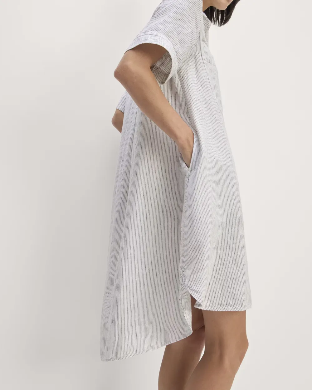 Short Sleeve Dress in Linen