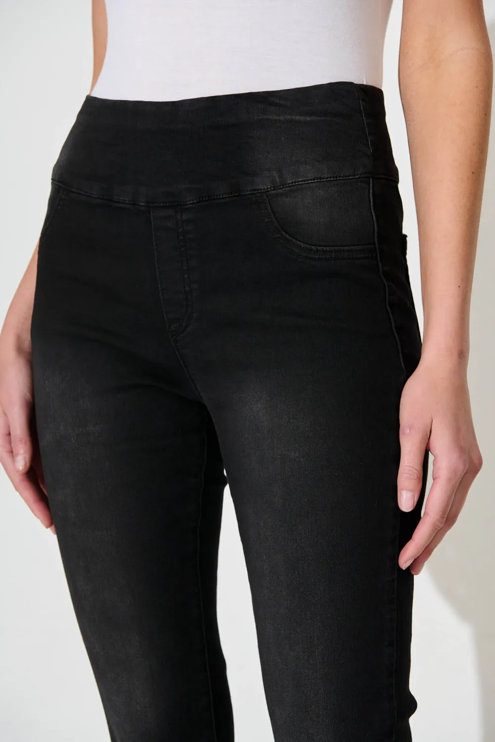 Black High Waisted Skinny Jeans