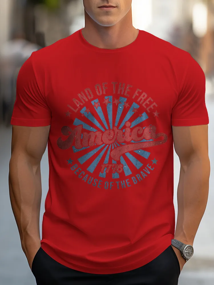 Man'S Land Of The Free America 1776 Because Of The Brave Round-Neck Short-Sleeved T-Shirt