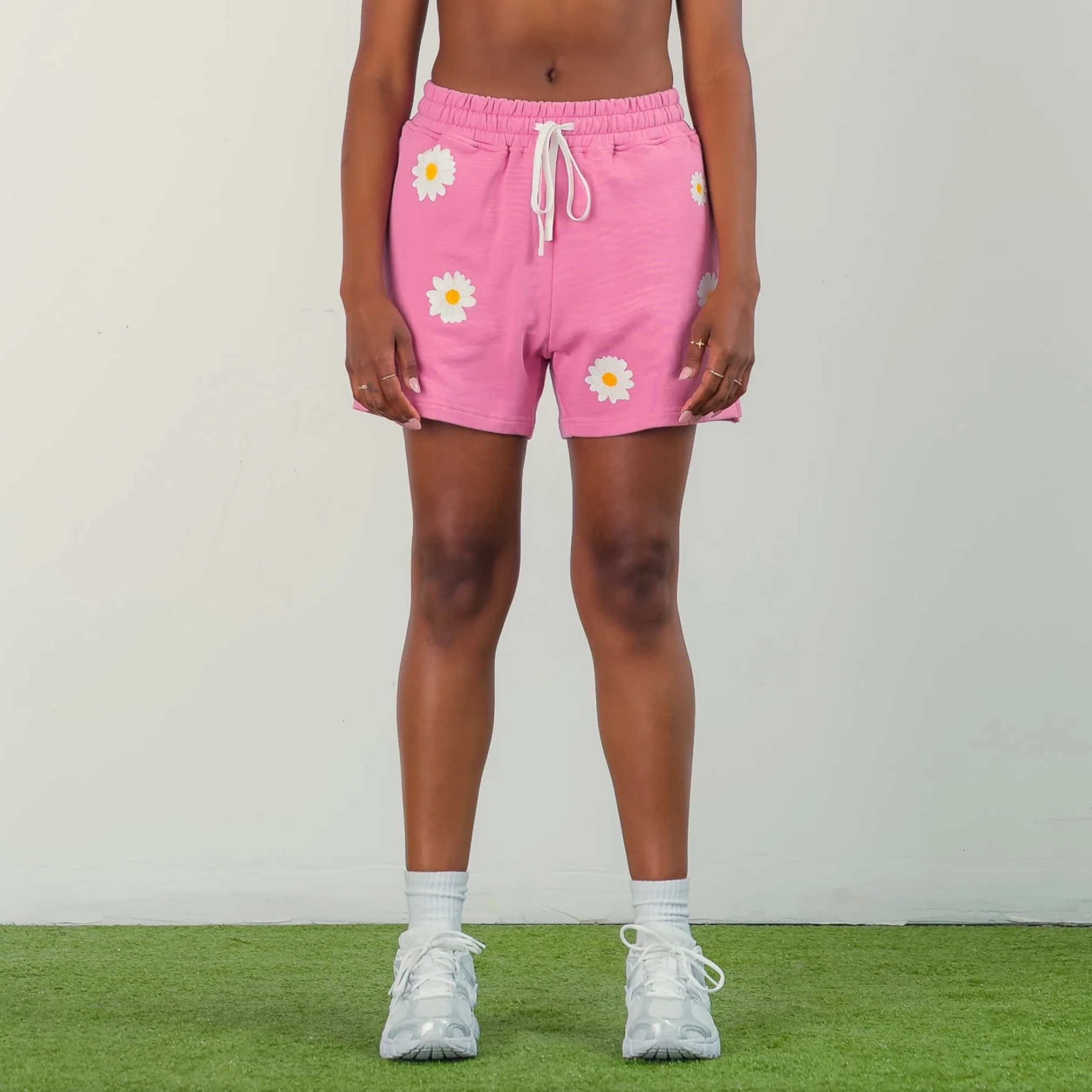 COTTON SHORTS (MID THIGH CUT) DAISY - PINK