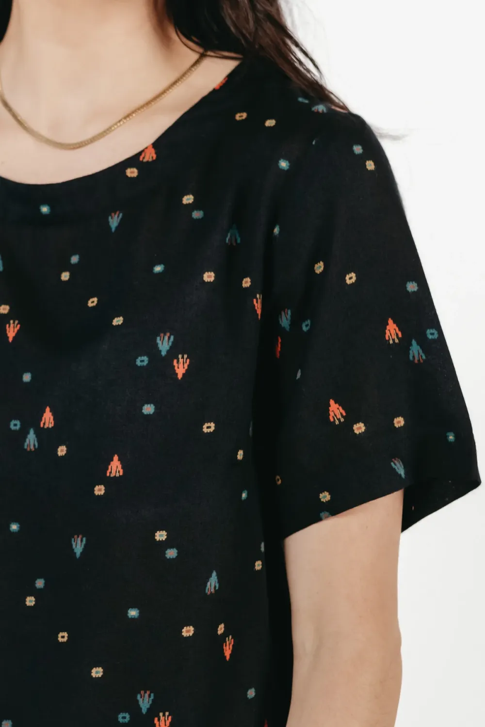The Crew Neck Commuting Shirt