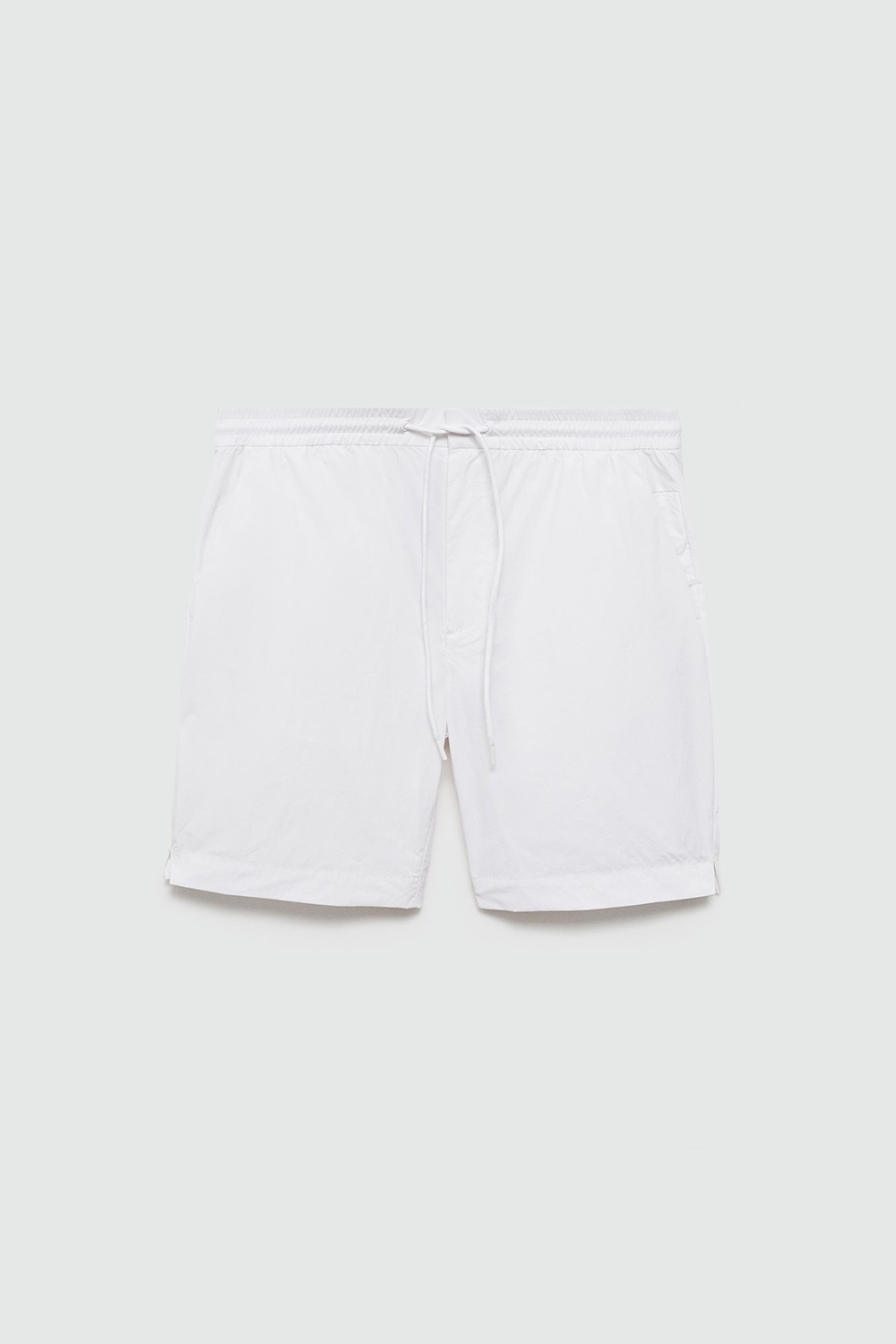 Water-Repellent Shorts With Drawstring