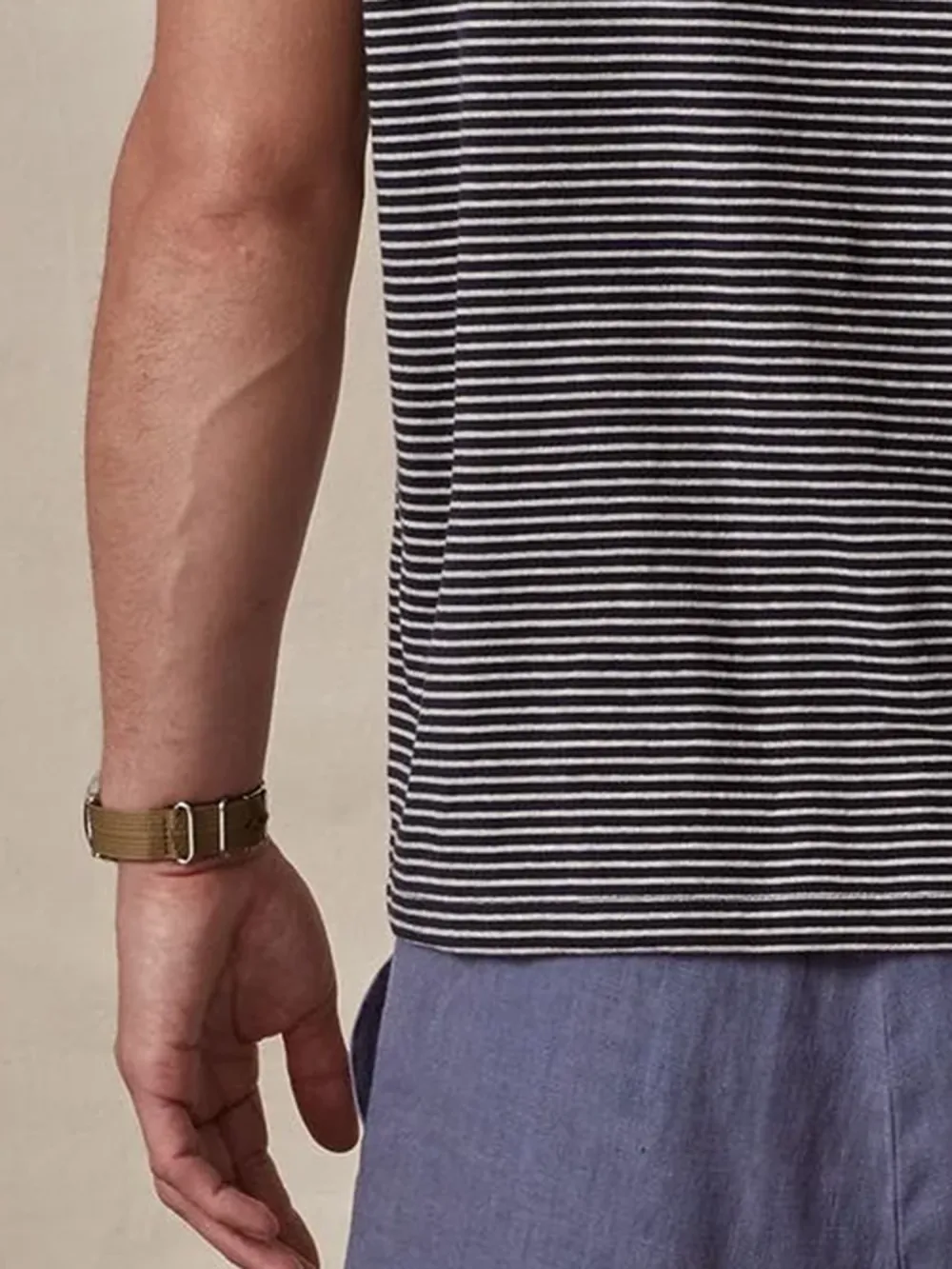 Men's Fashionable Round Neck Cotton Striped T-Shirt