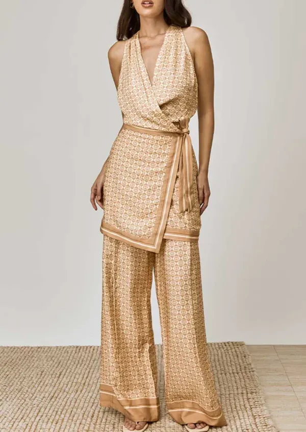 Pleated Wide Leg Pants
