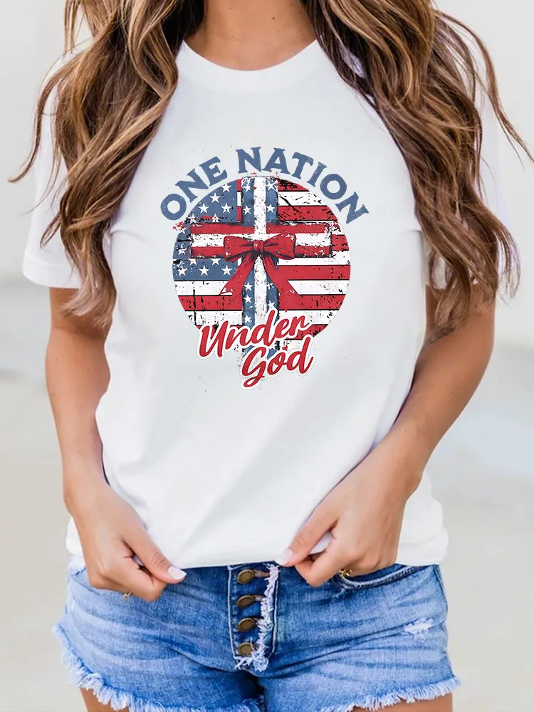 Woman'S One Nation Under God Round-Neck Short-Sleeved T-Shirt
