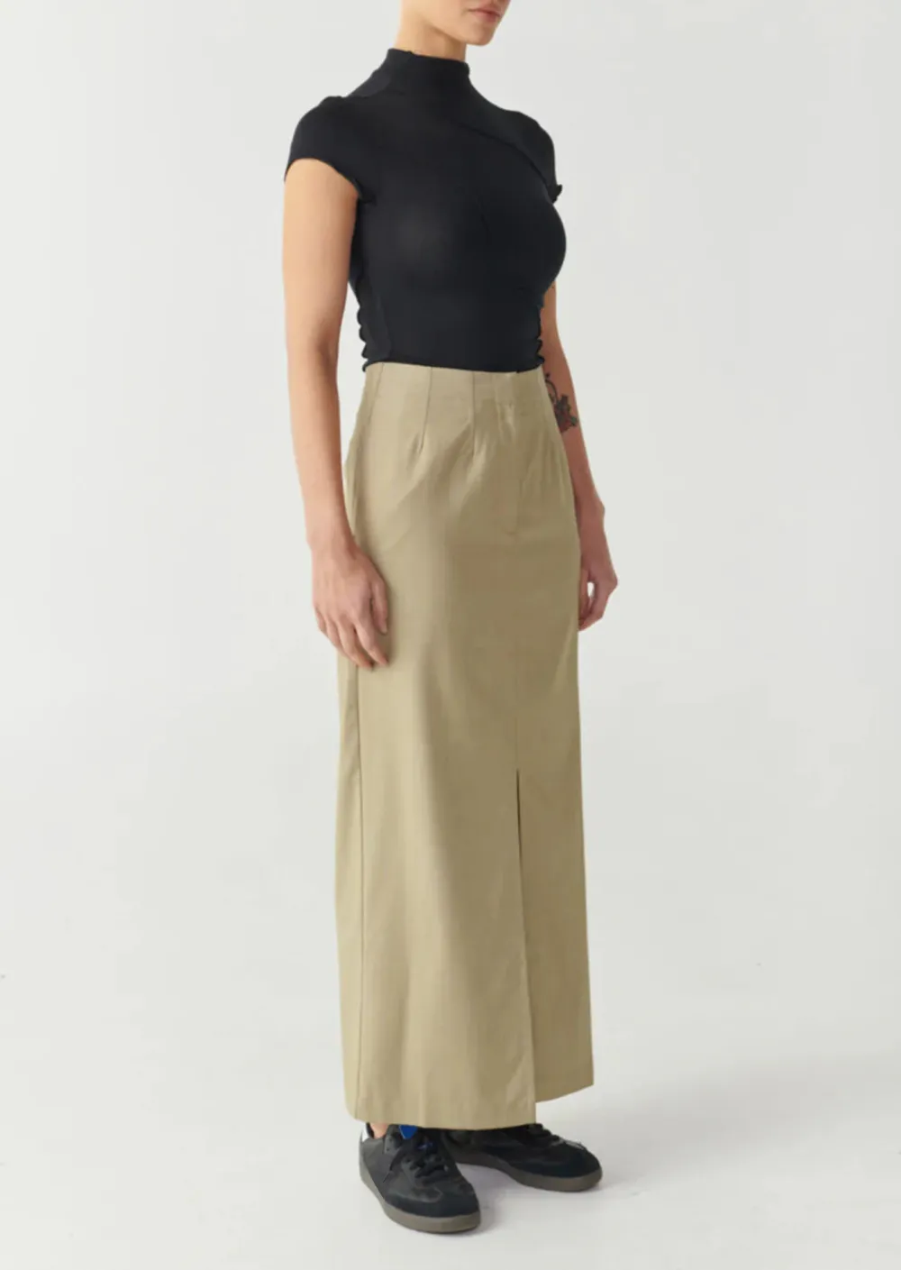 Black Mock Neck Short Sleeve Top