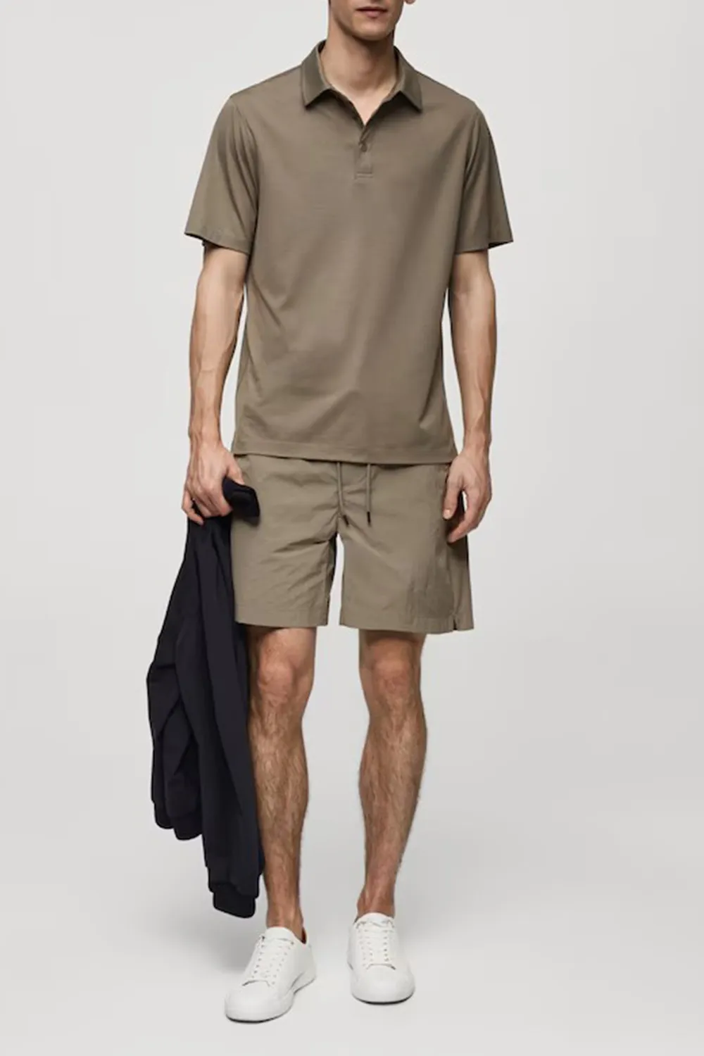 Water-Repellent Shorts With Drawstring