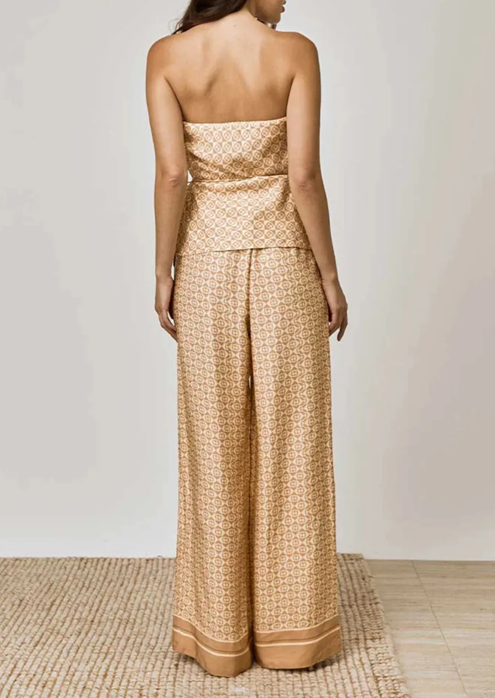 Strapless Tie Waist Jacquard Top