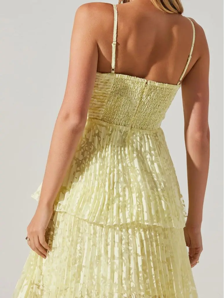Keyhole Cutout Maxi Dress